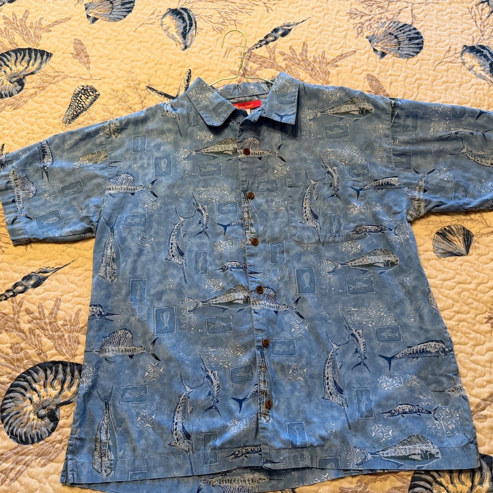 Blue Fish Print Men's Shirt‎ Size SM 100% Cotton